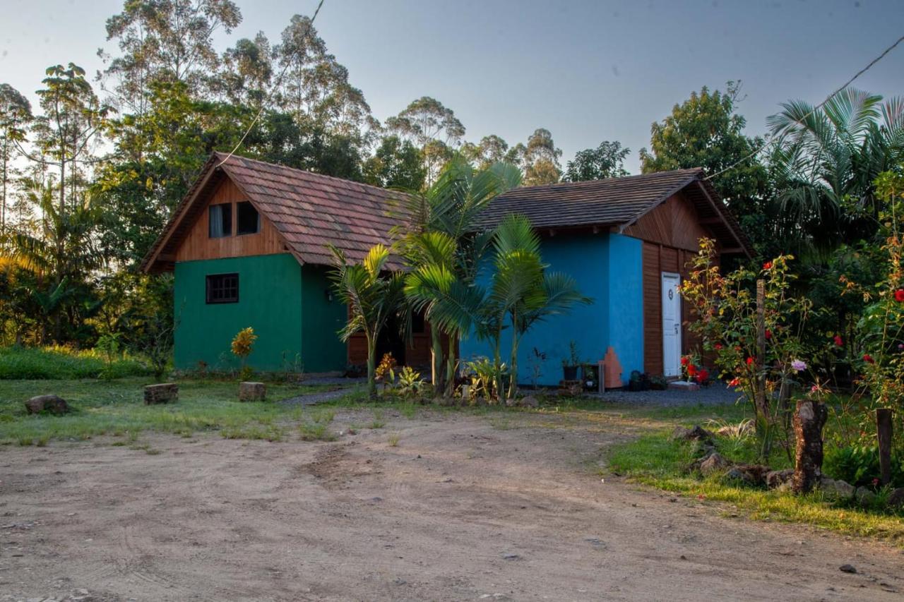 Casa Di Fiori Villa Apiuna Luaran gambar